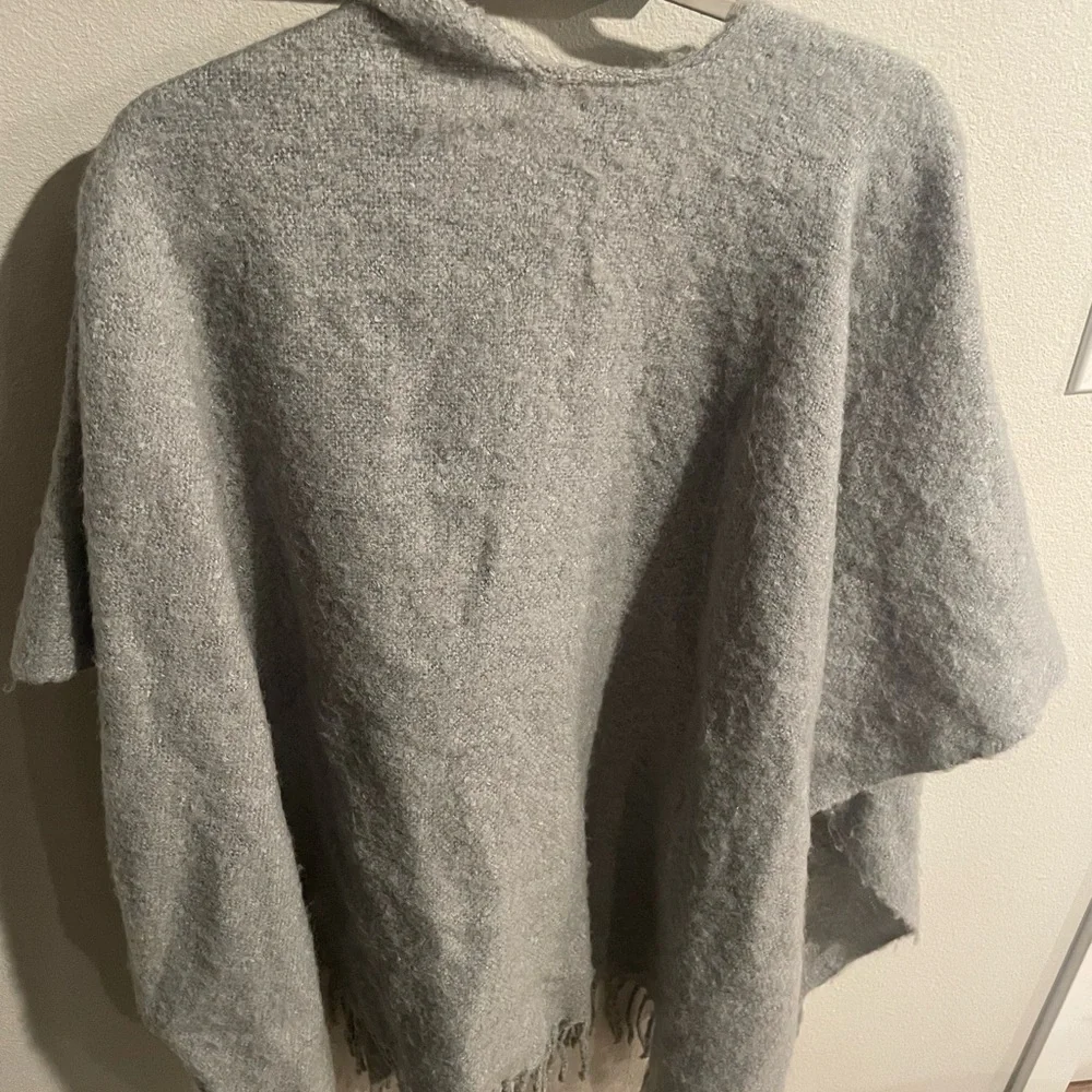 Echo elegant gray